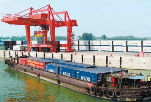 河南再開新精品航線，砂石運(yùn)輸直達(dá)長(zhǎng)江口