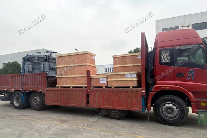 新年發(fā)貨忙|上海山美股份尼日利亞花崗巖骨料項(xiàng)目所需高性能破碎篩分裝備均已發(fā)出