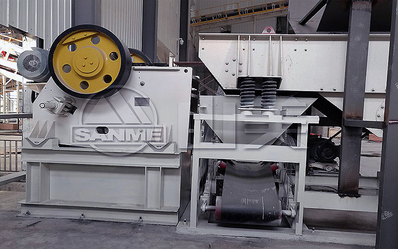 900*1200鄂式破碎機(jī)多少錢一臺？產(chǎn)量如何？