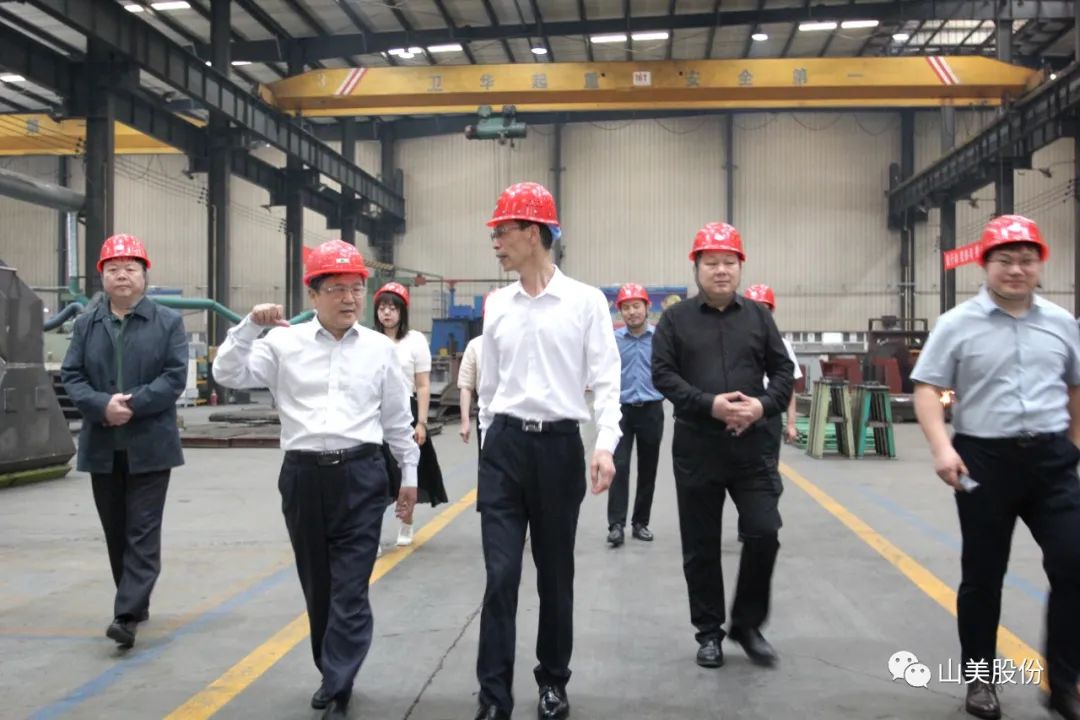 聚焦 | 熱烈歡迎中國砂石協(xié)會胡會長一行蒞臨上海山美股份鄭州基地指導(dǎo)交流！