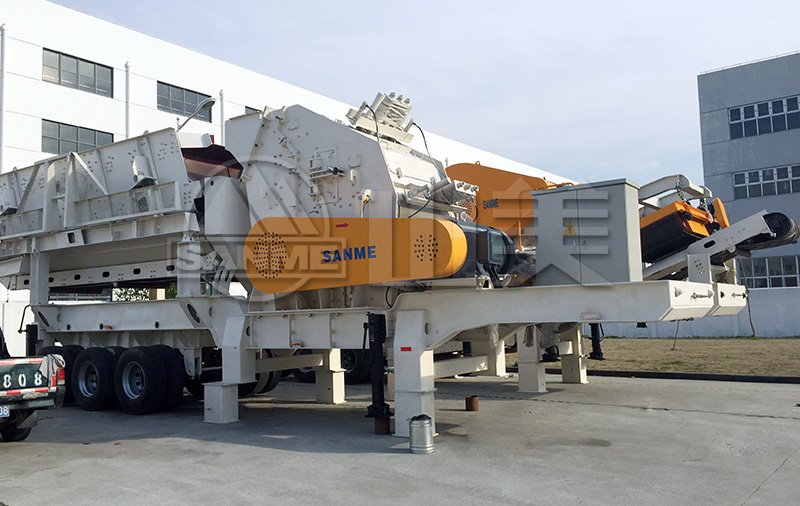 破碎鵝卵石為什么選擇用移動破碎機？