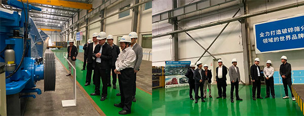 奉賢區(qū)人大常委會黨組書記、主任張培榮一行蒞臨上海山美股份開展“優(yōu)環(huán)境、穩(wěn)經(jīng)濟”大走訪大調(diào)研