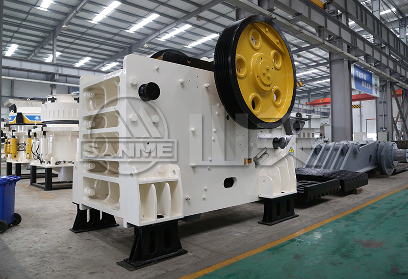 如何保證顎式破碎機(jī)出料均勻？