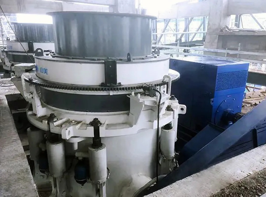 SMS8000DC大型多缸液壓圓錐破碎機(jī)服務(wù)于湖南常德時(shí)產(chǎn)1000噸鵝卵石骨料項(xiàng)目